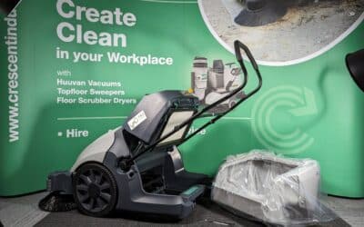 The World’s First Dust Containment System for Industrial Sweepers